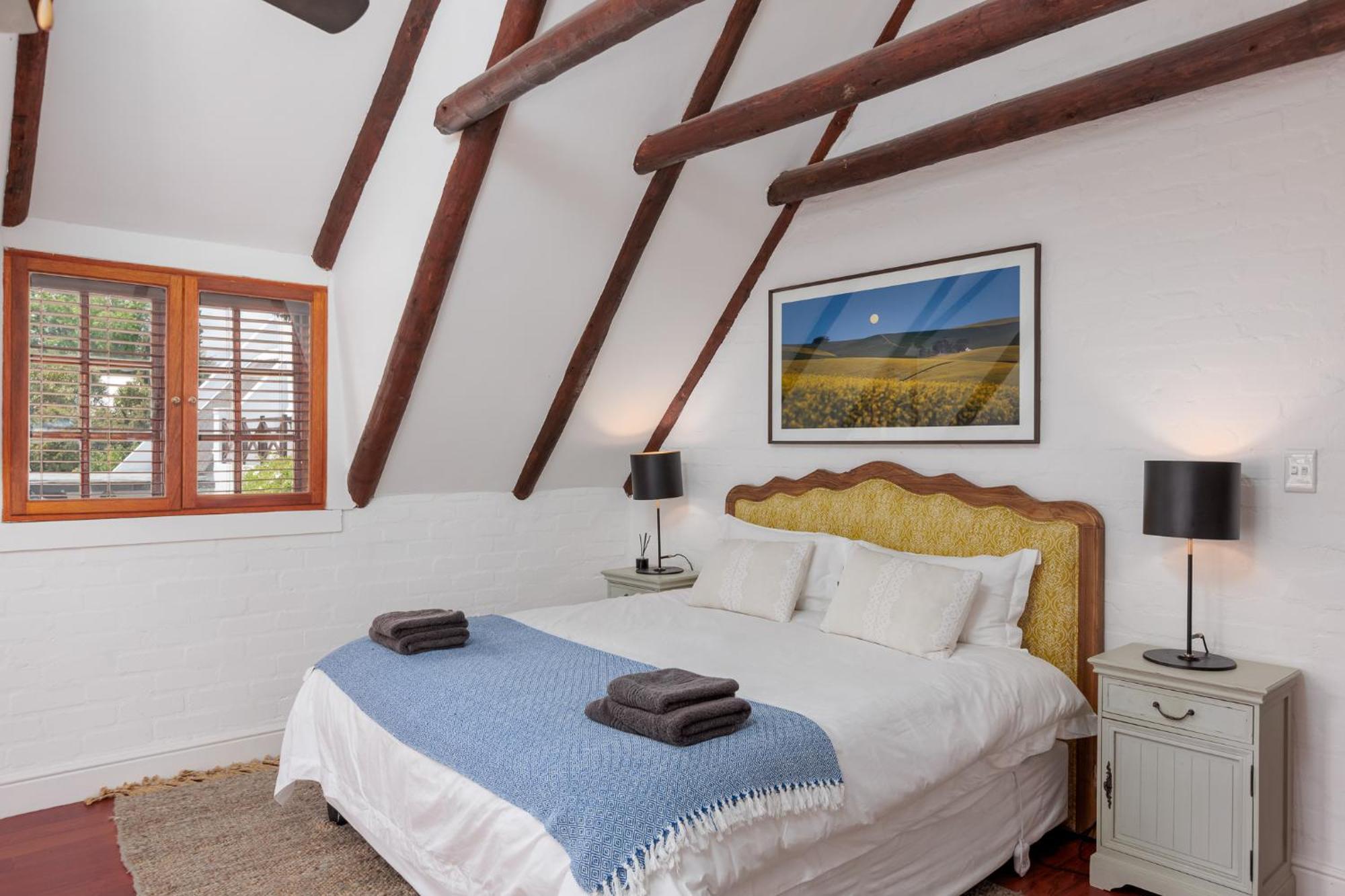 Die Rietdak - Reetdachhaus Mit Vier Schlafzimmern Cape Town Ngoại thất bức ảnh